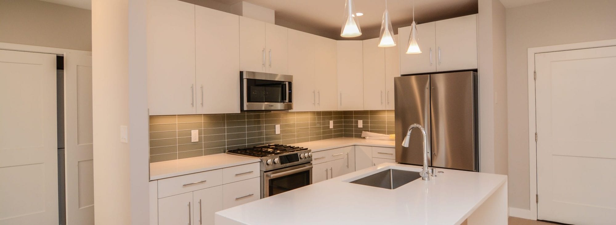 640-648 Main Street kitchen